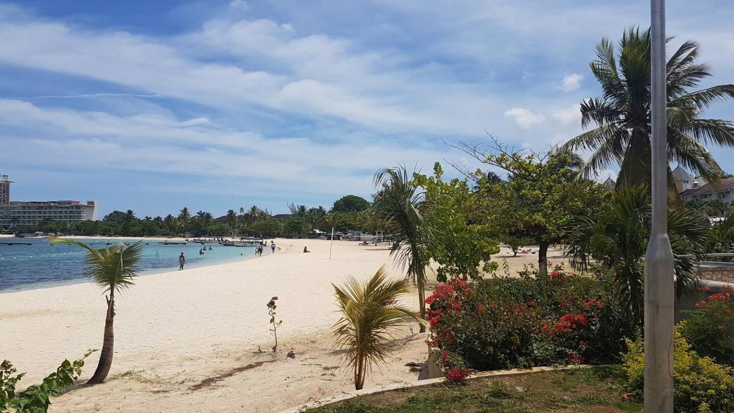 Fisherman'S Point Beach-Front Condomania Ocho Rios Zewnętrze zdjęcie